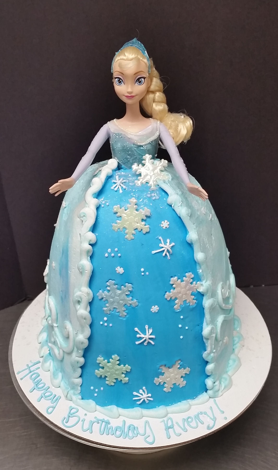 Delectable Frozen Inspired Birthday Cakes